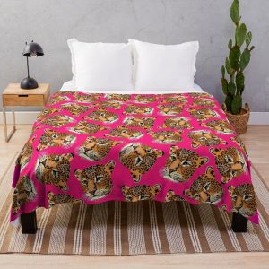 Leopard print heads on hot pink background  Throw Blanket RB1602 product Offical Leopard Print Merch